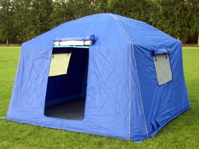 Forma e barraca de acampamento inflável moderna com quadro do metal