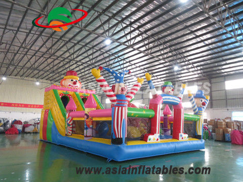 Anti cidade inflável rompida do divertimento de 8 x de 6M Colorful Clown Theme